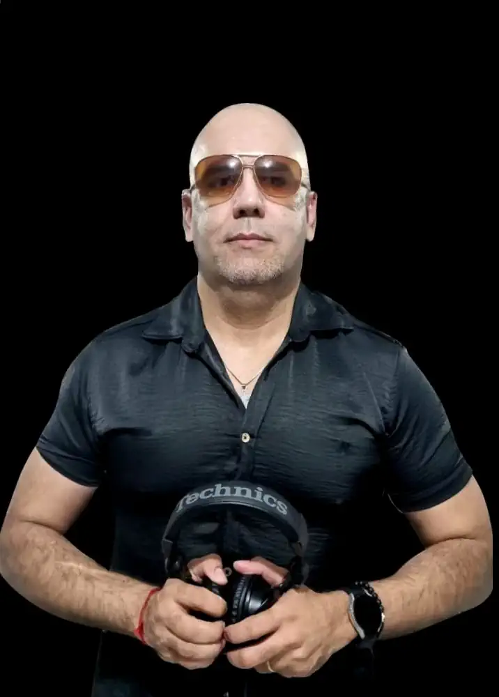 DJ Val Santos